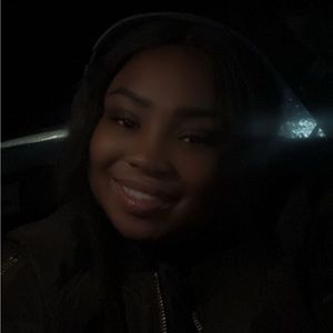Meet your Posher, Nana adjoa